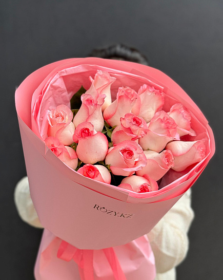 Букет из 15 роз с доставкой по Астане