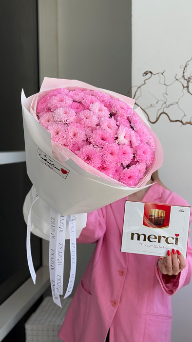 Комбо из 9 хризантем и Merci