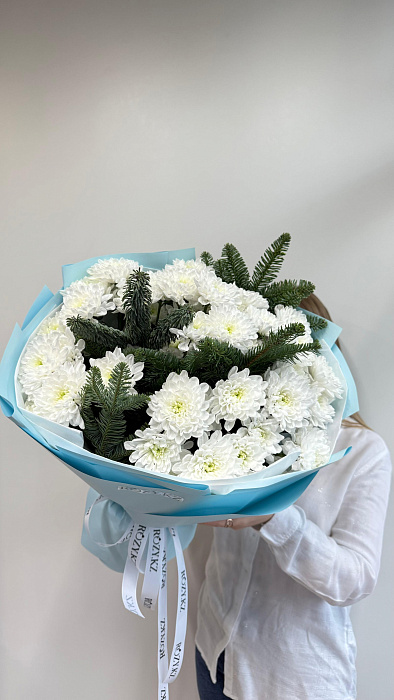 Букет из хризантемы и хвои S - купить в Астане с доставкой