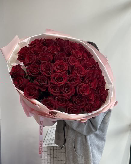 Букет из 51 красной розы с доставкой по Астане